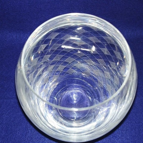 Crystal Vase Plaid Diamond Etched Design Pattern Collectible Vintage 7" - Picture 4 of 7